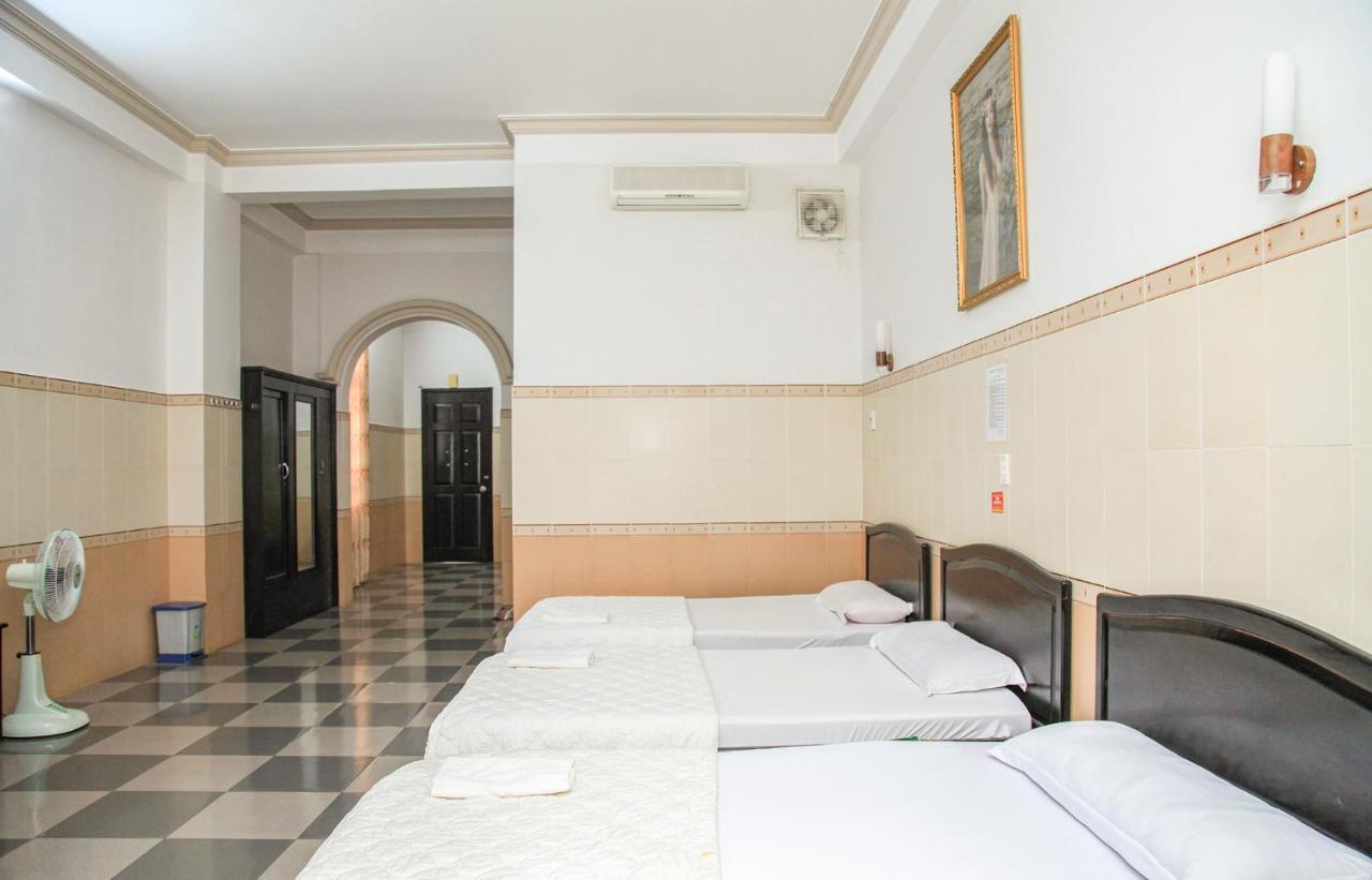 Khach San Hong Kong Otel Buôn Ma Thuột Dış mekan fotoğraf