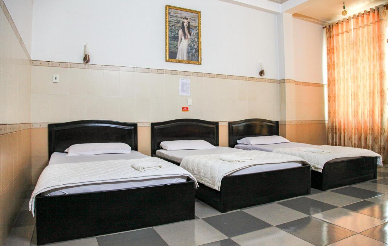 Khach San Hong Kong Otel Buôn Ma Thuột Dış mekan fotoğraf