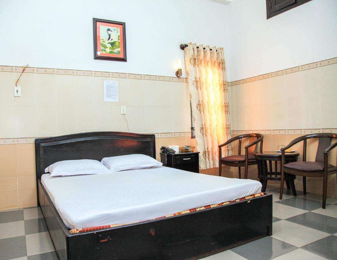 Khach San Hong Kong Otel Buôn Ma Thuột Dış mekan fotoğraf
