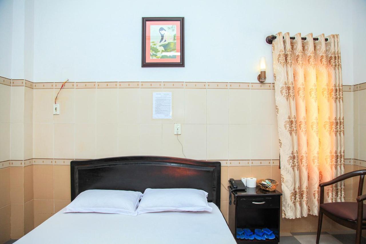 Khach San Hong Kong Otel Buôn Ma Thuột Dış mekan fotoğraf